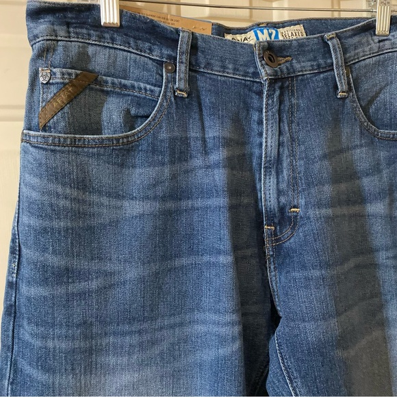 Ariat Legacy M2 35x32 Traditional Relaxed Bootcut Jeans - Picture 3 of 8